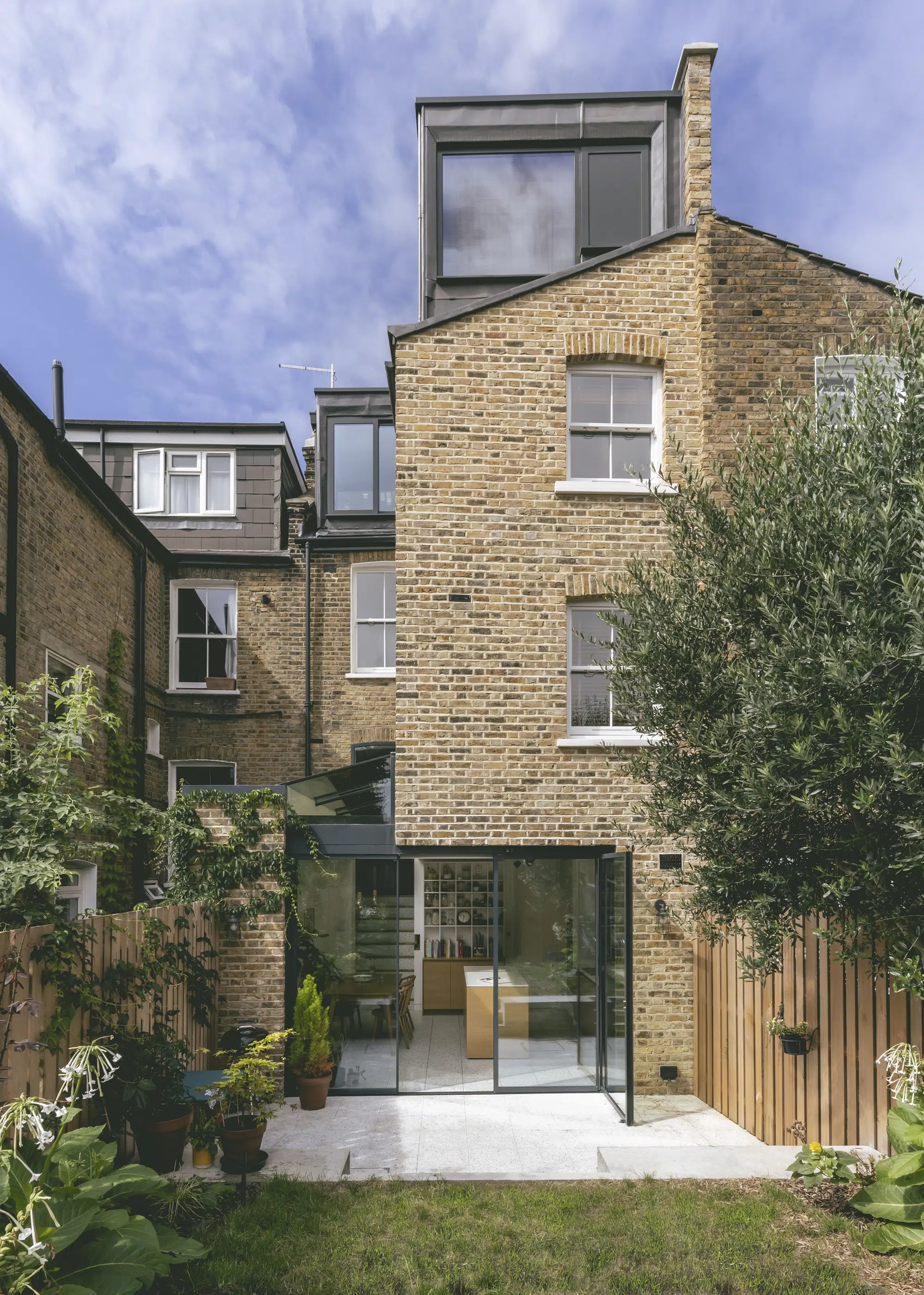 Terraced house with a side return kitchen-diner addition
