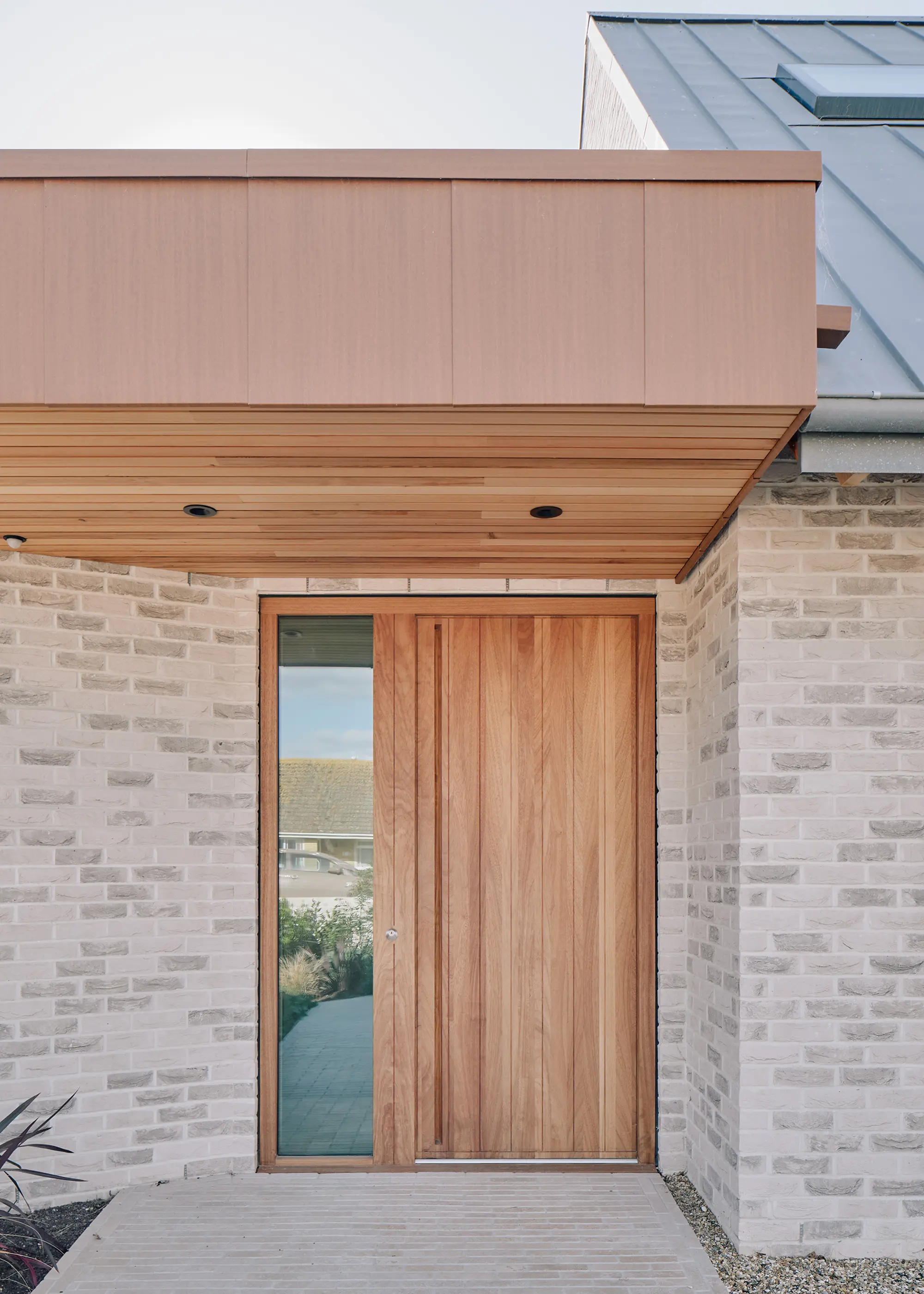 How to Choose a Front Door – Your Guide to Design Options & Materials