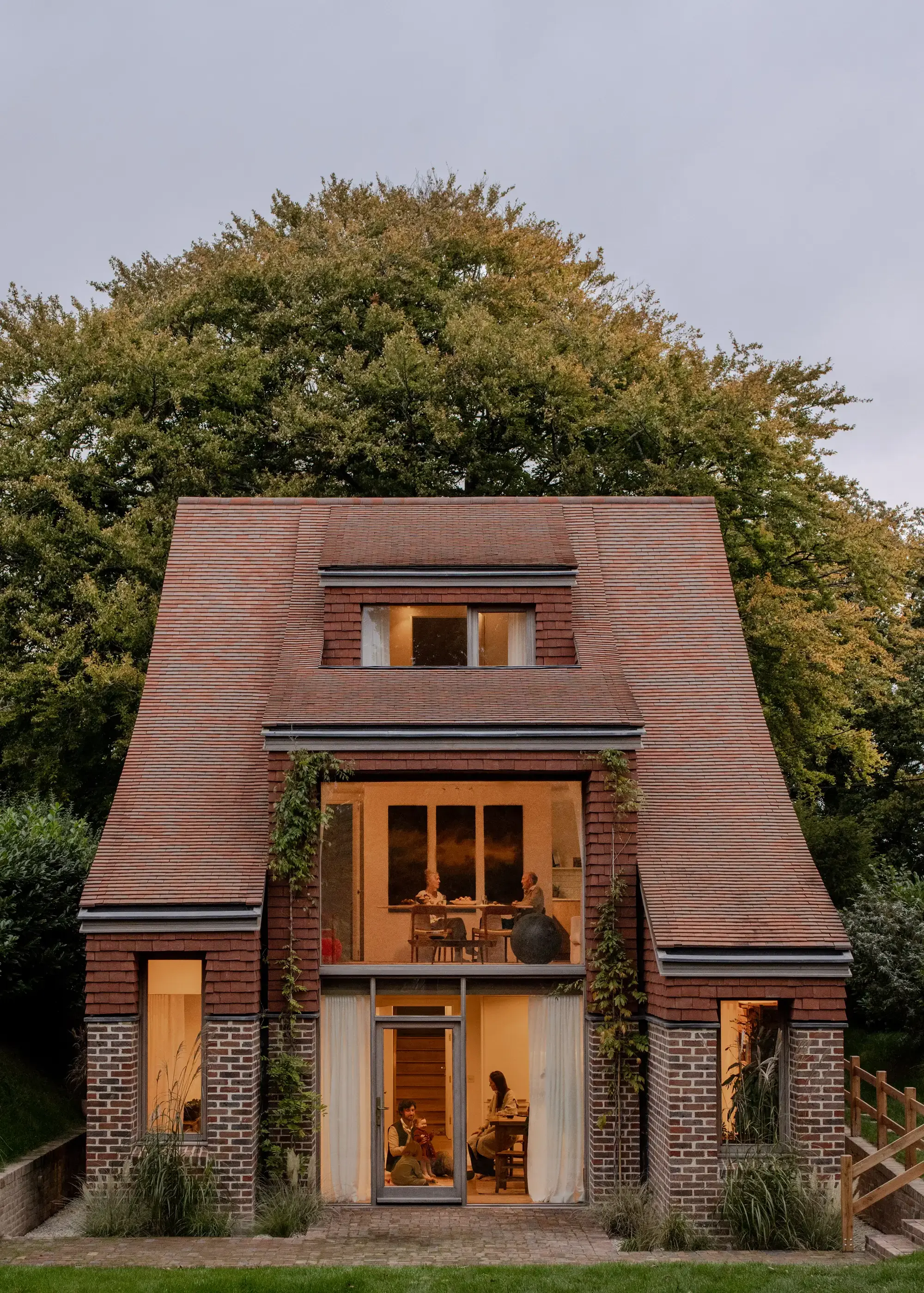 Striking self build in Sussex with a sweeping curved roof