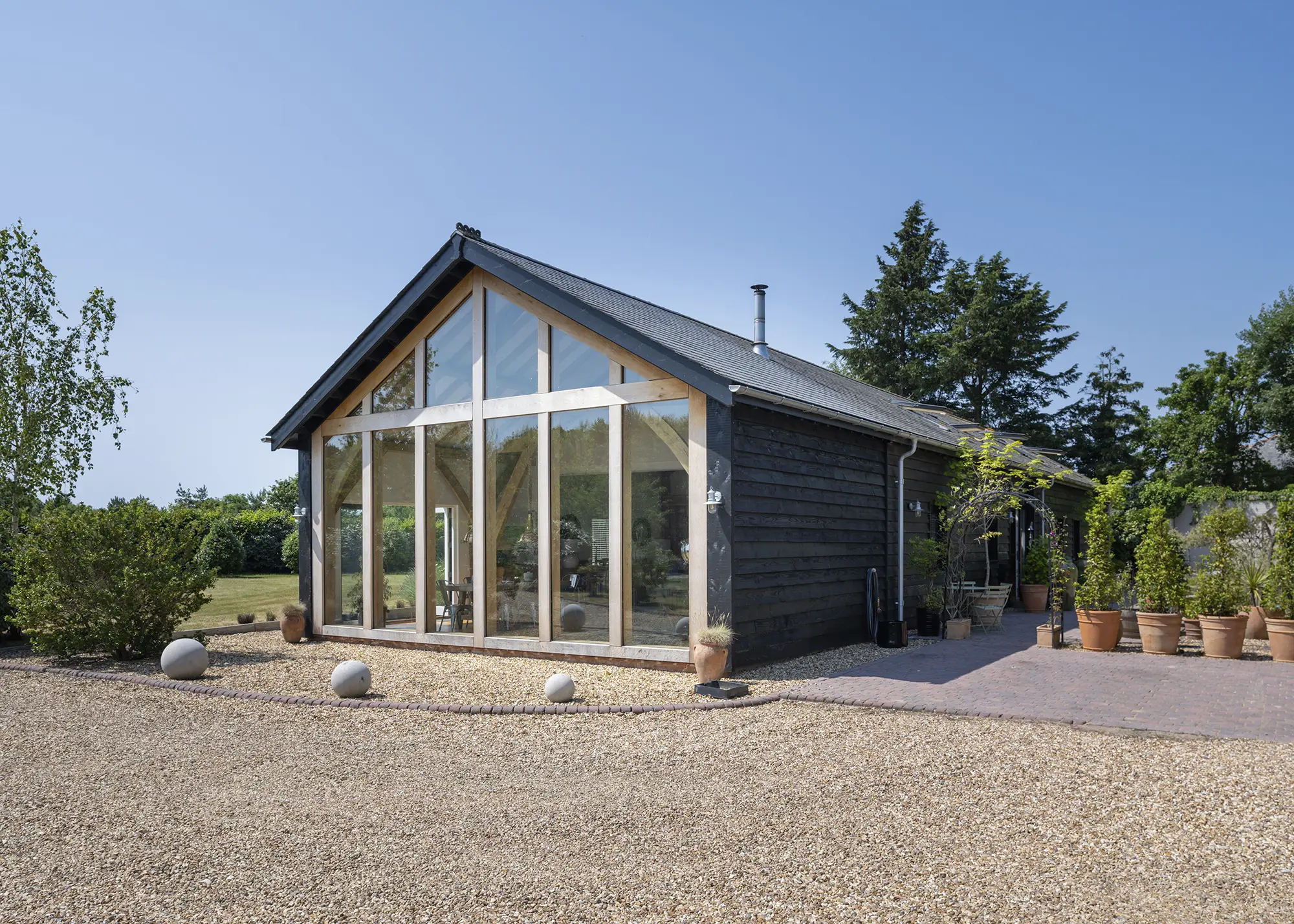 Rural Barn in Hampshire Upgraded with an Oak Frame Extension