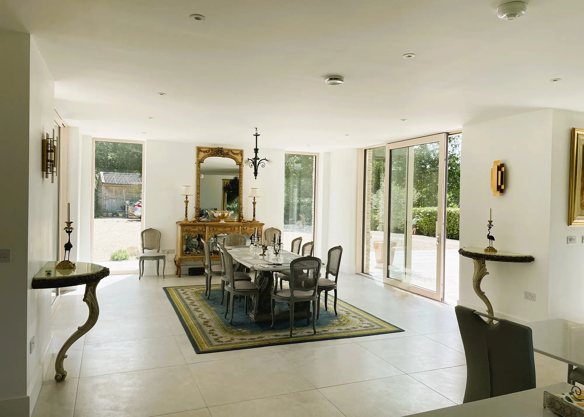 Contextual Home Built with Insulated Concrete Formwork