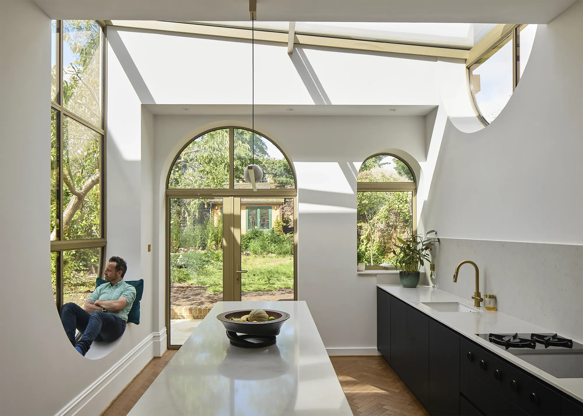 How to Specify Roof Windows & Overhead Glazing for an Extension