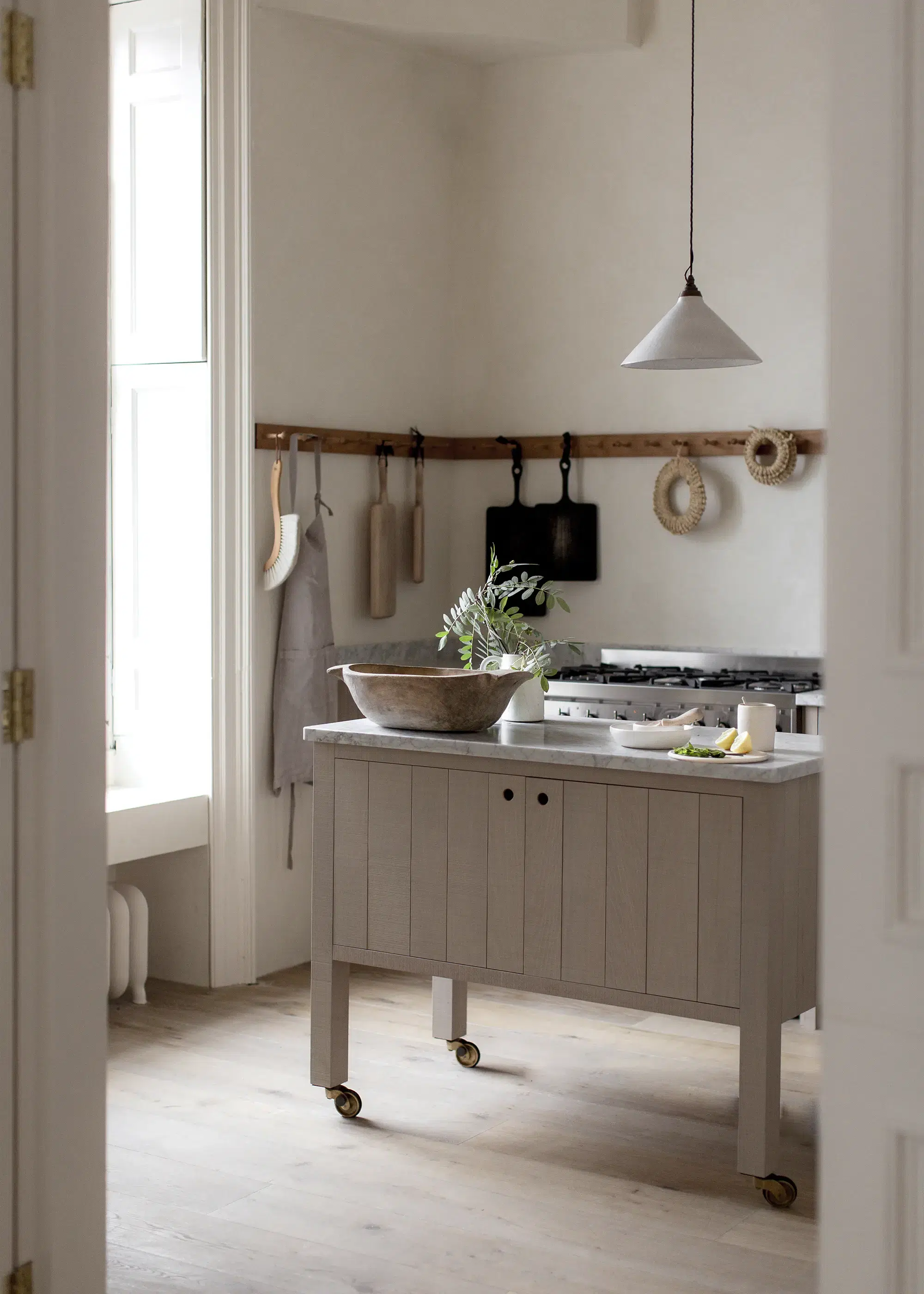 How to Plan & Design a Kitchen Island – Costs, Layouts & Styles Explained