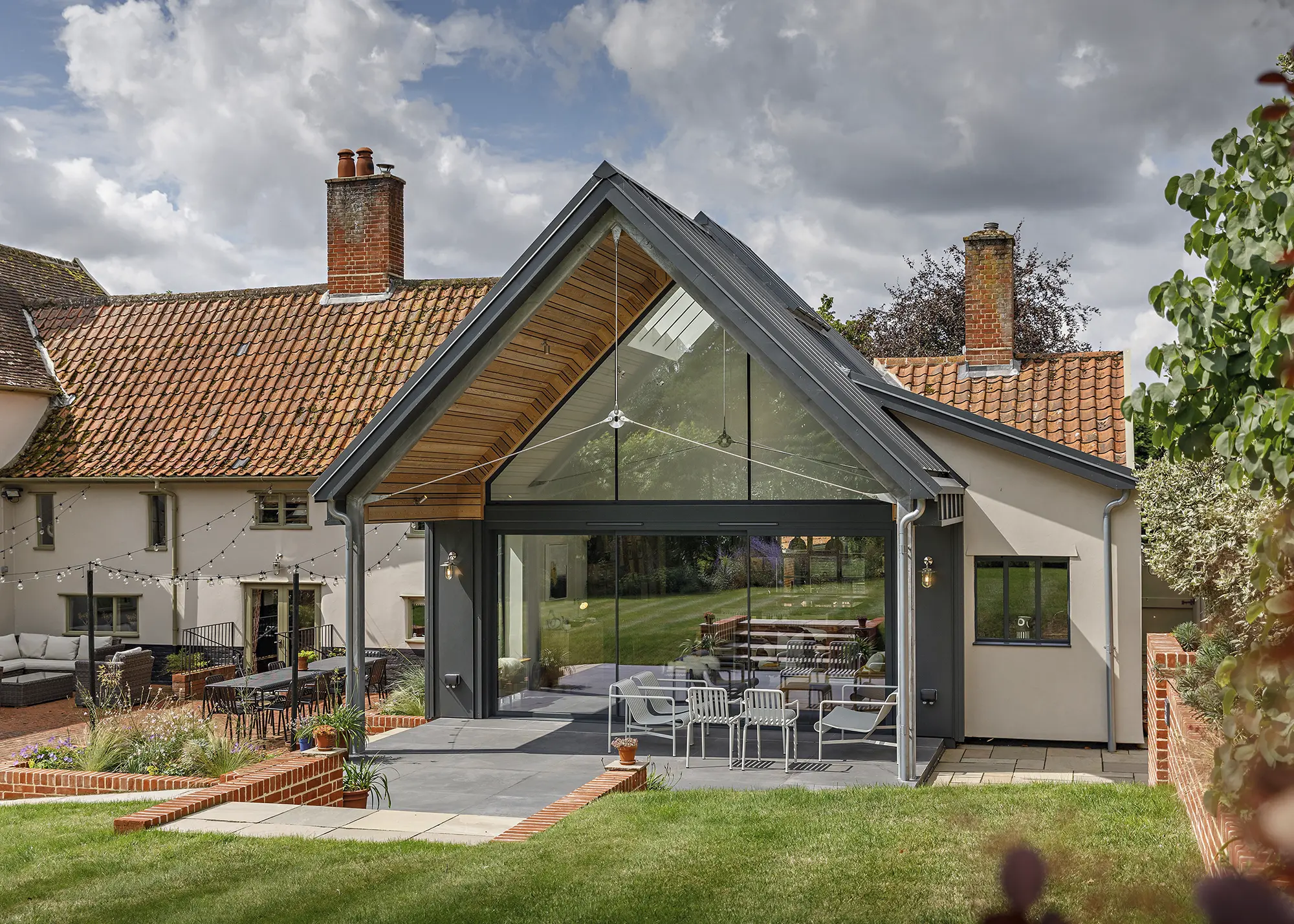 What to Look for in a Quality Glazed Sliding Door