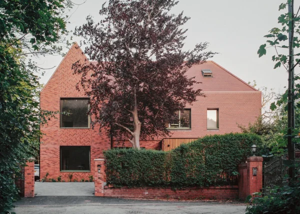Clean, contemporary Passivhaus project with a brick & timber exterior