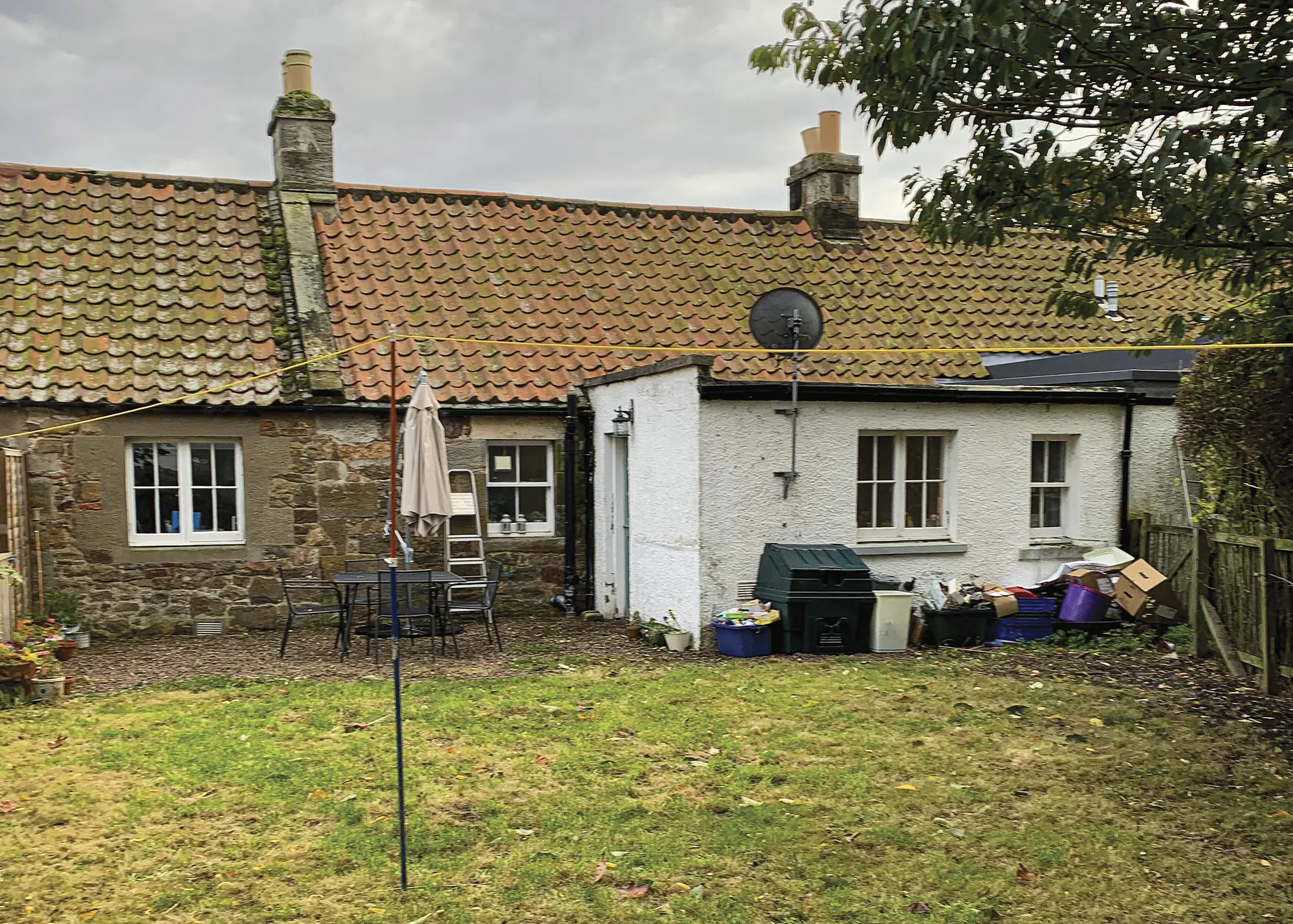 19th-Century Cottage in East Lothian Brought Up to Modern Standards