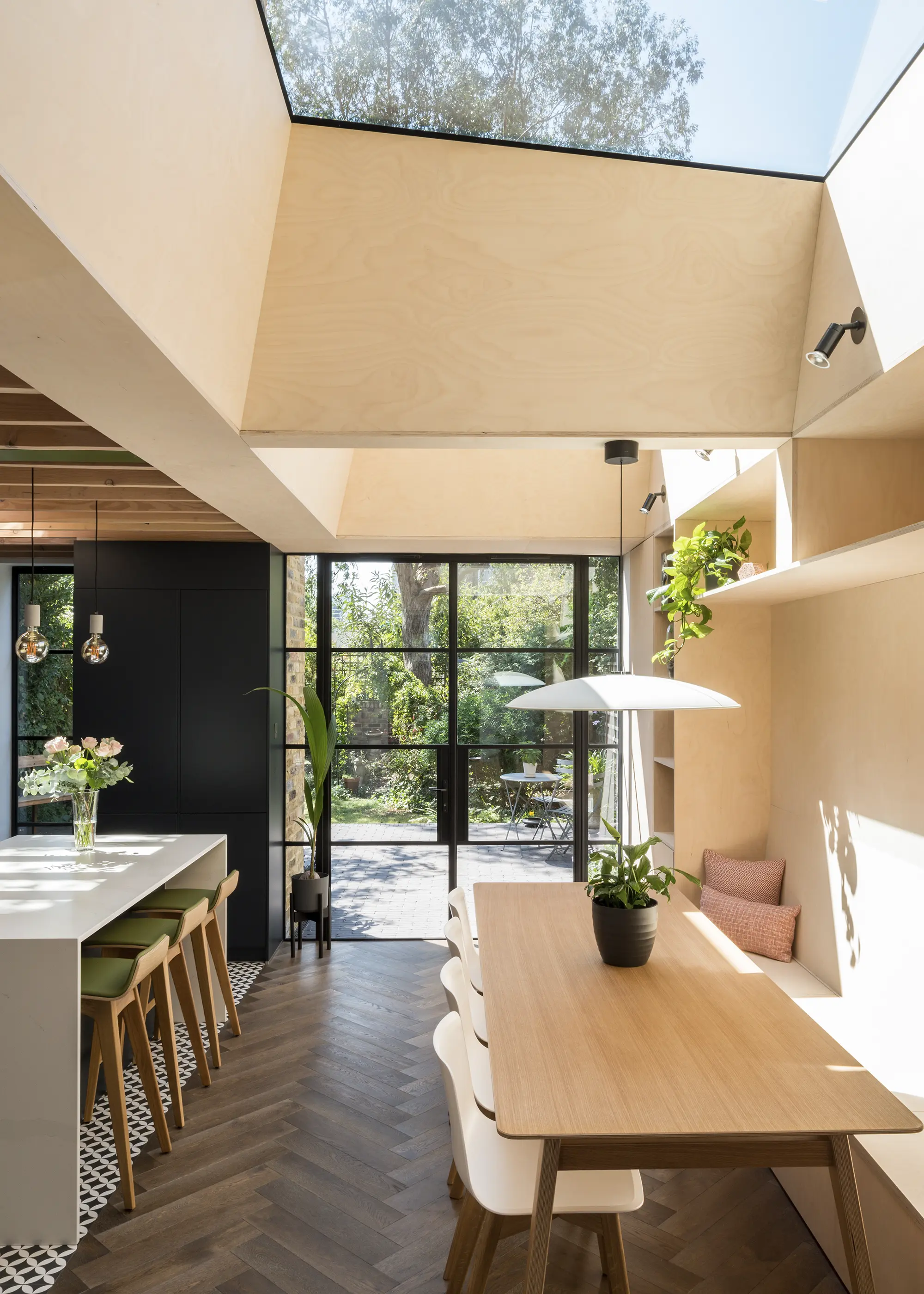 How to Specify Roof Windows & Overhead Glazing for an Extension
