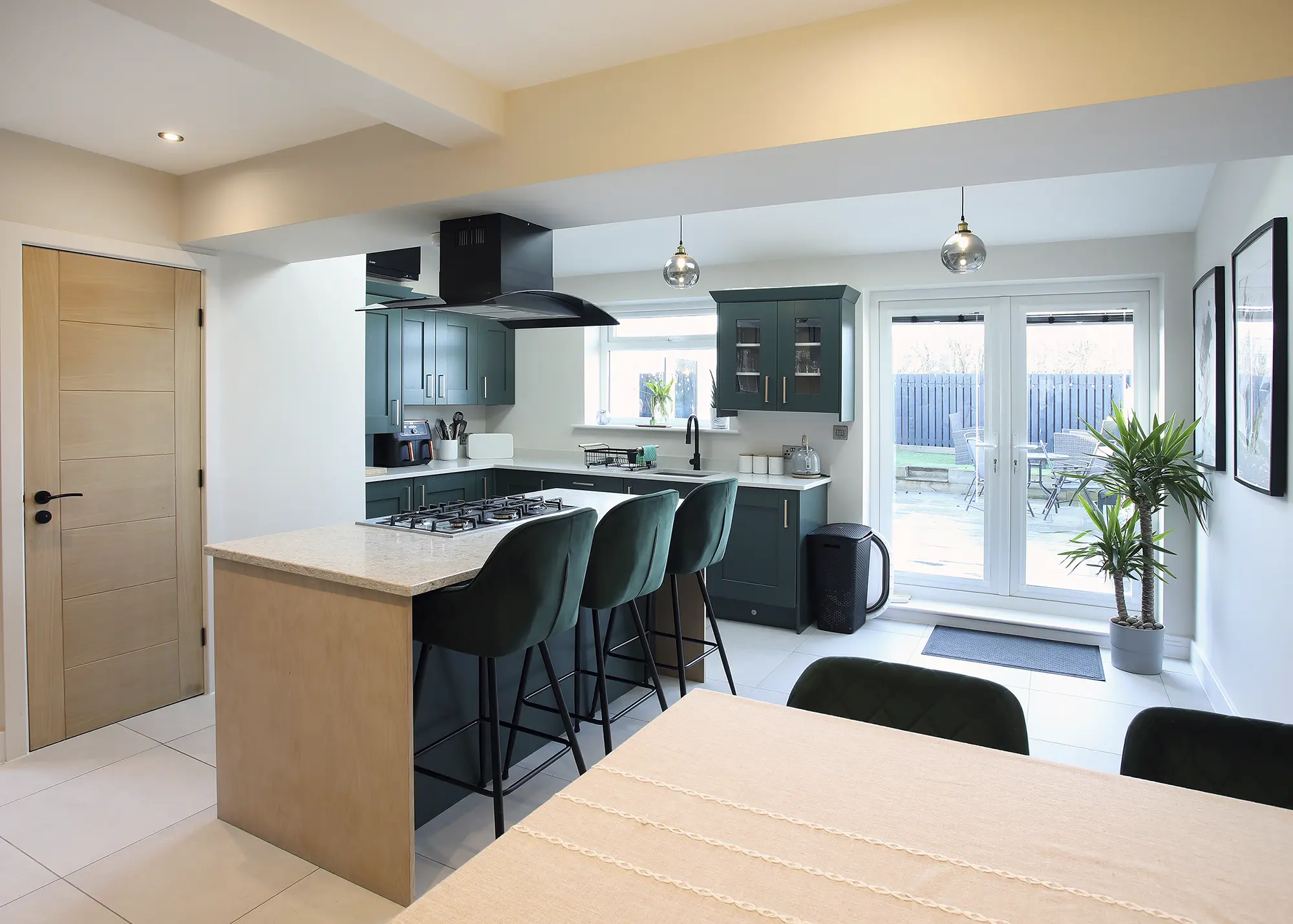 Air-to-Air Heat Pumps – How do They Work & Could this Type of Heat Pump Be Right for You?