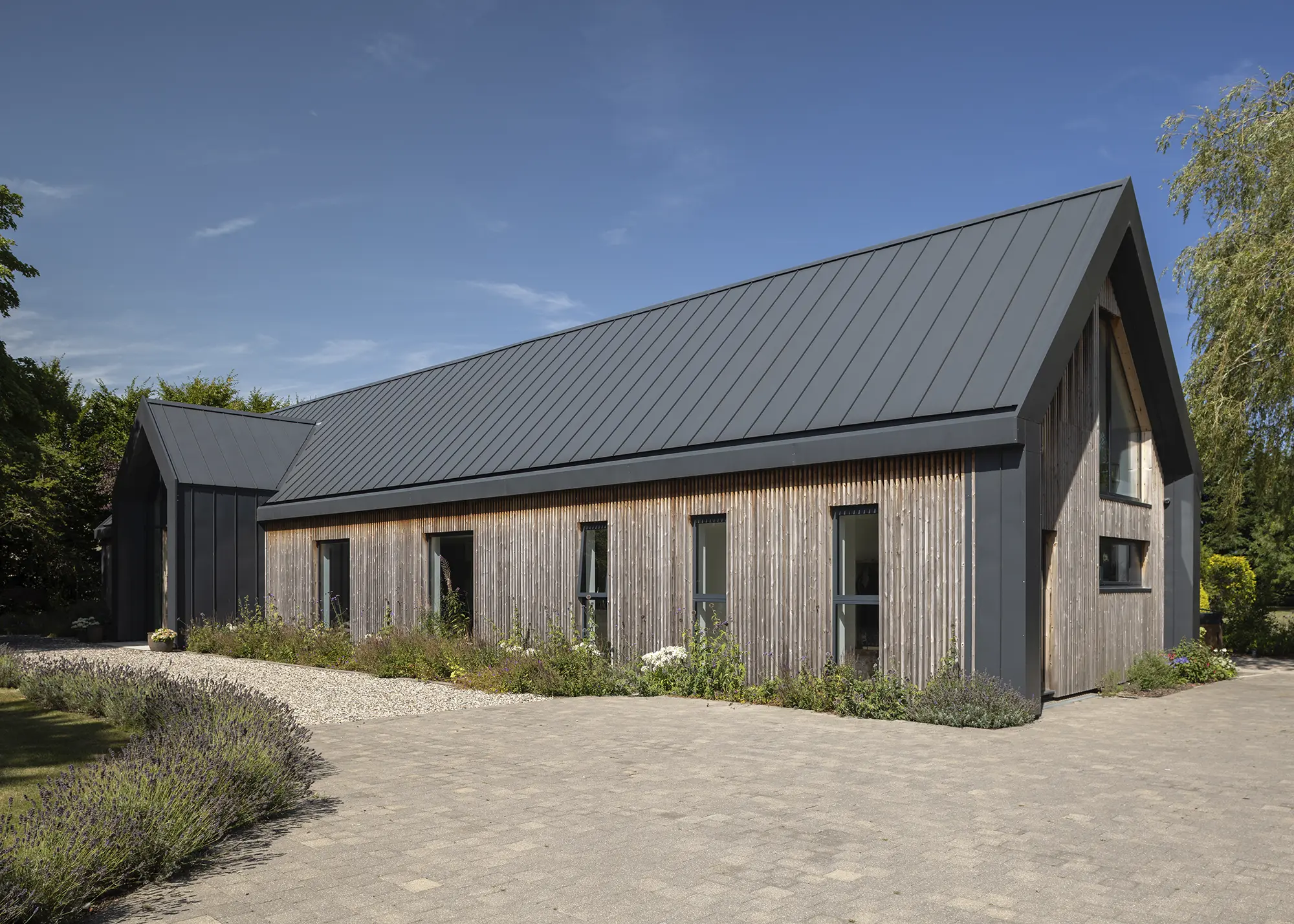 Spectacular Barn-Style Self Build House Nestled into the Oxfordshire Countryside