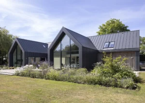 Spectacular Barn-Style Self Build House Nestled into the Oxfordshire Countryside