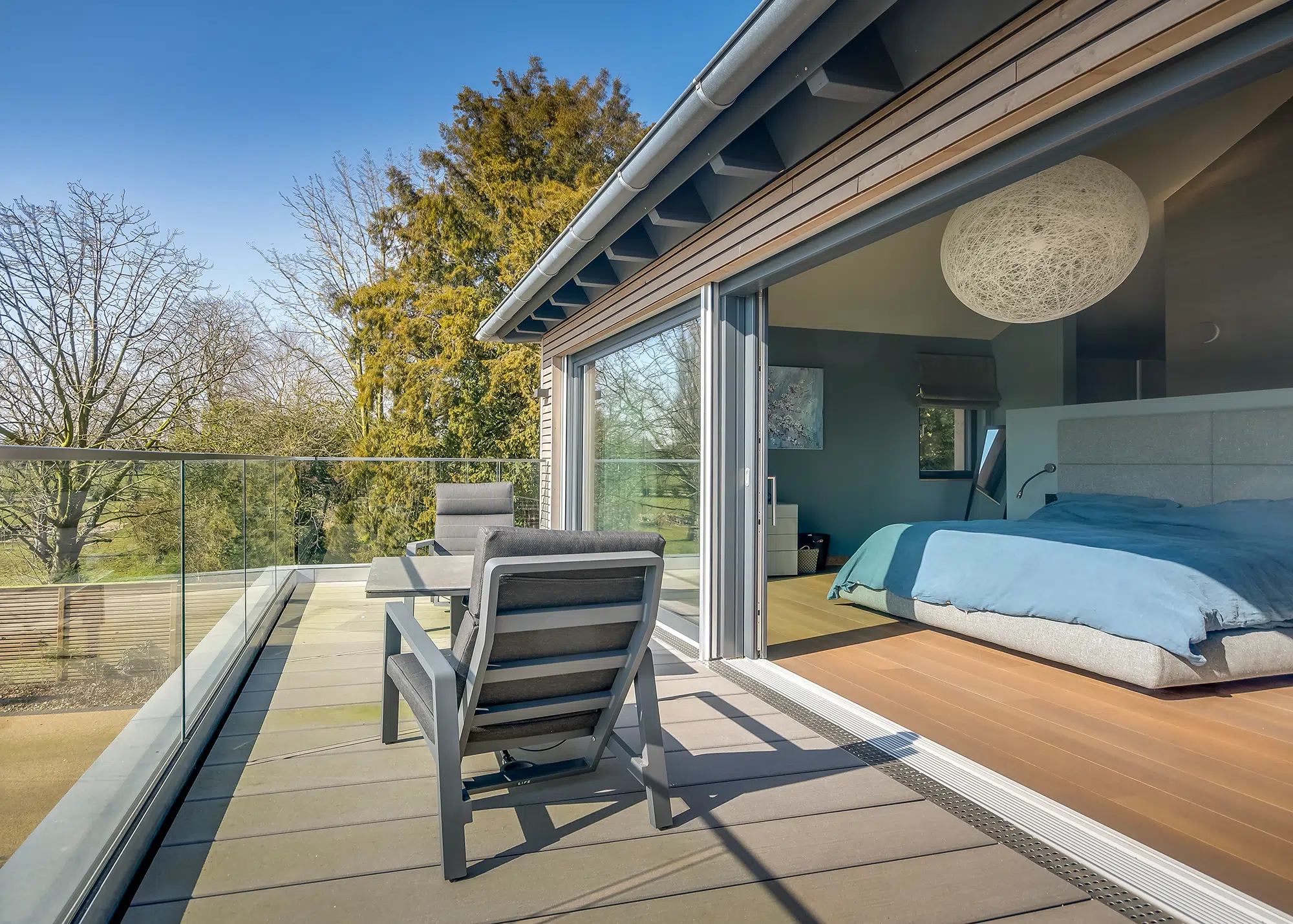 Super Energy-Efficient Turnkey Home Built on a Serene Garden Plot