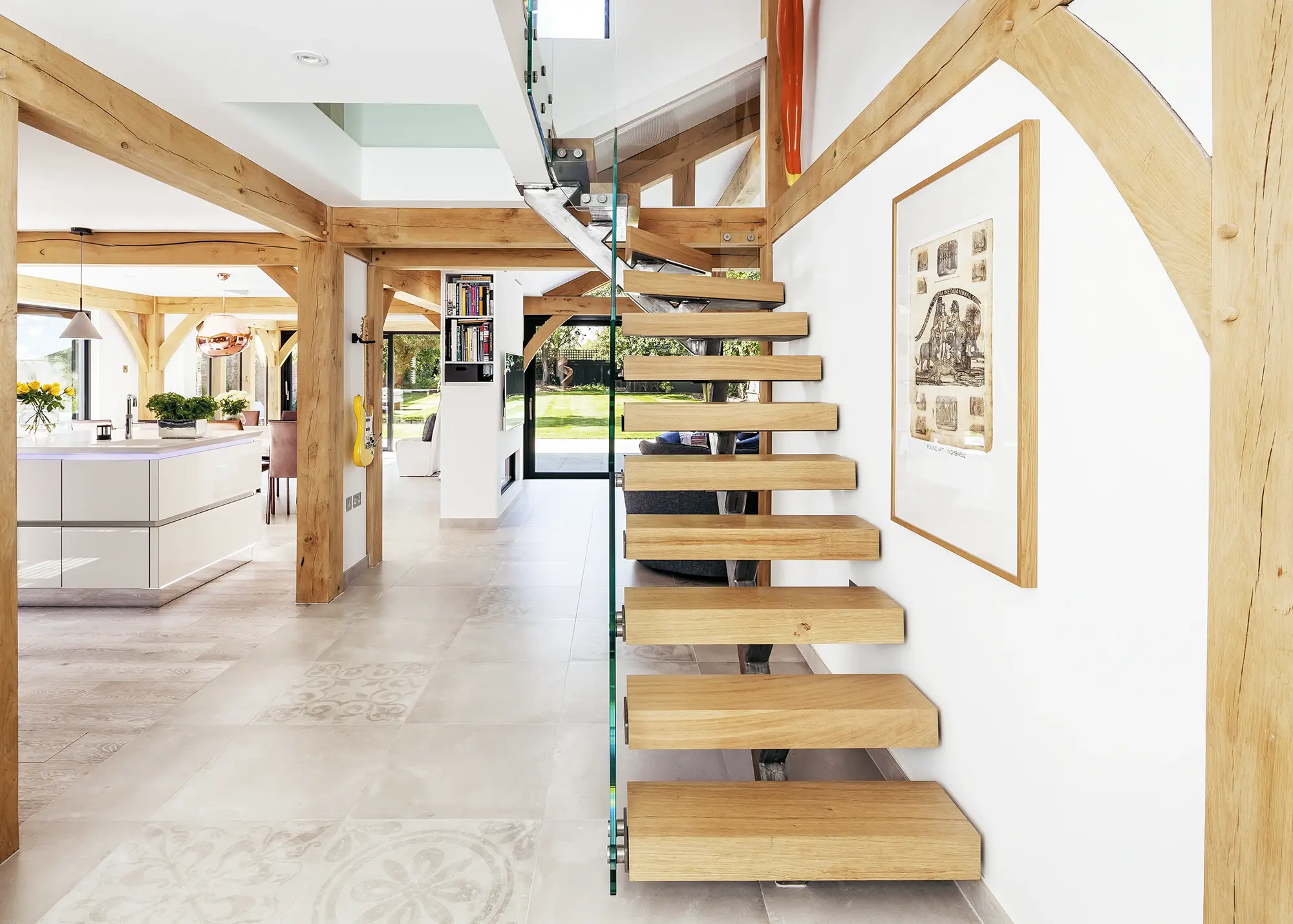 Striking oak frame home in Hertfordshire with a seamless indoor-outdoor connection