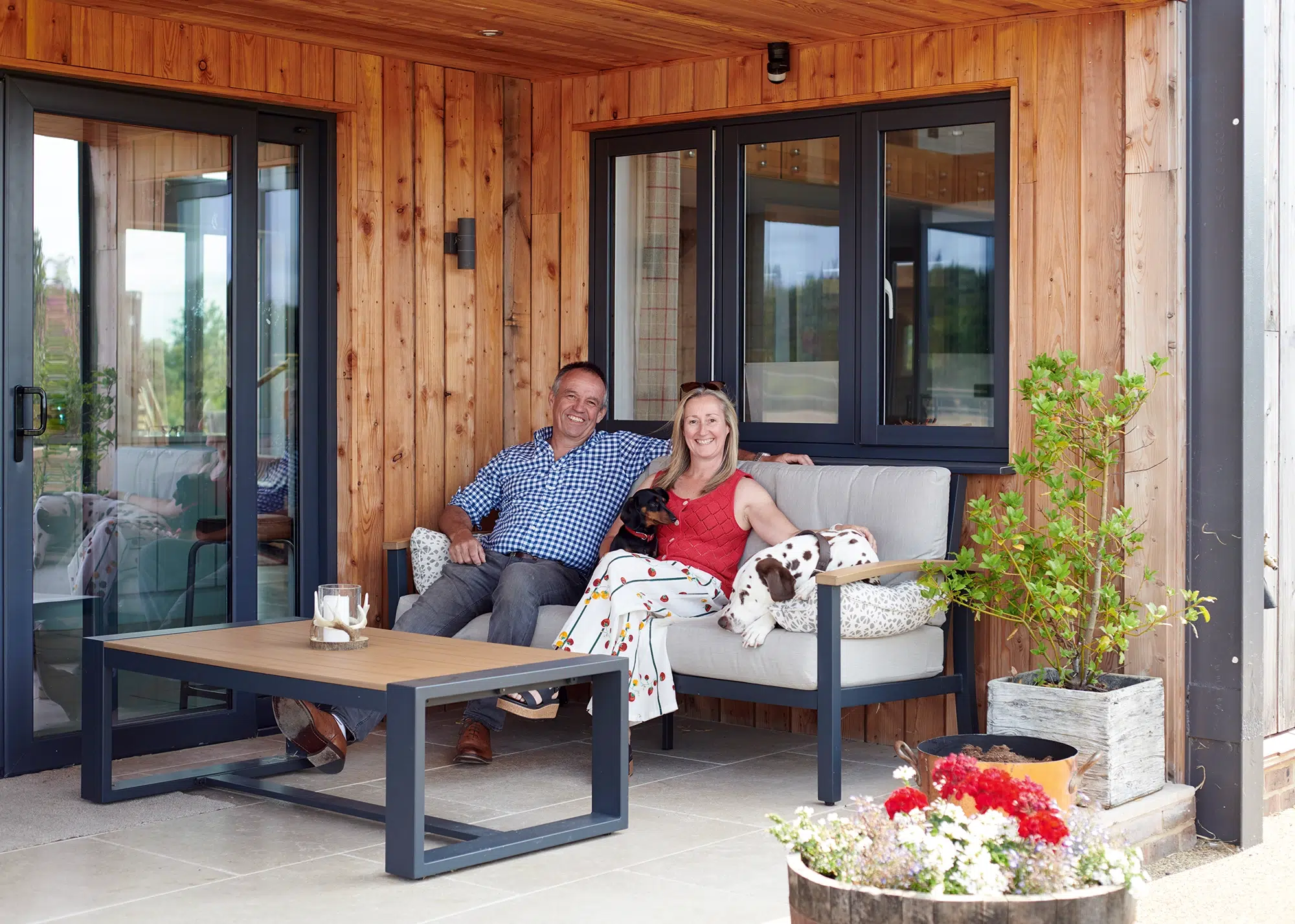Light & Spacious Barn-Style Timber Frame House in the Hampshire Countryside 
