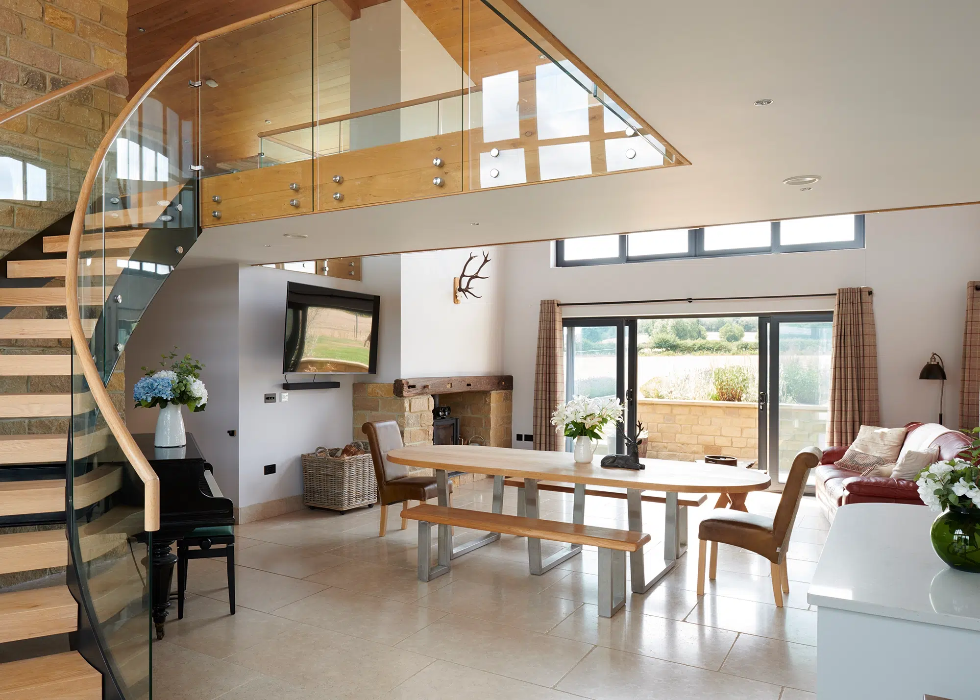 Light & Spacious Barn-Style Timber Frame House in the Hampshire Countryside