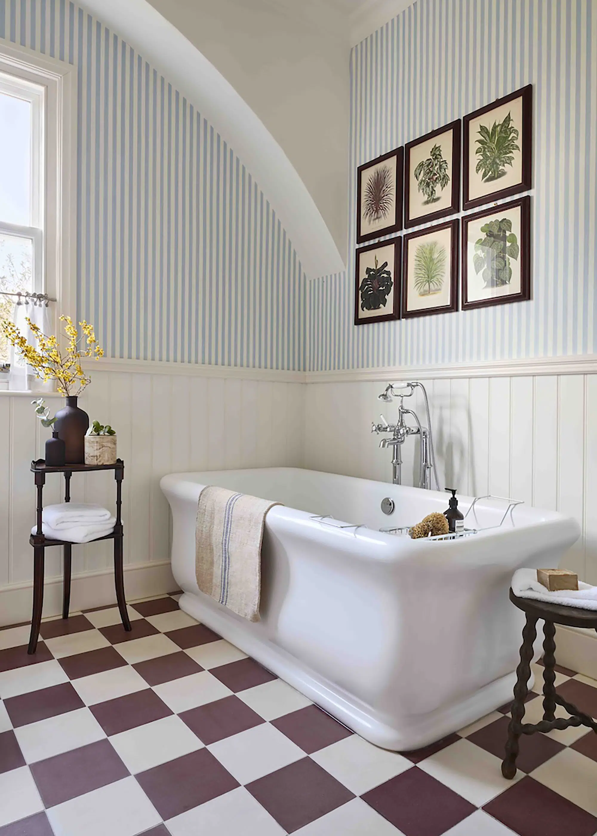Your Guide to the Different Bathroom Flooring Options, Plus Great Project Ideas