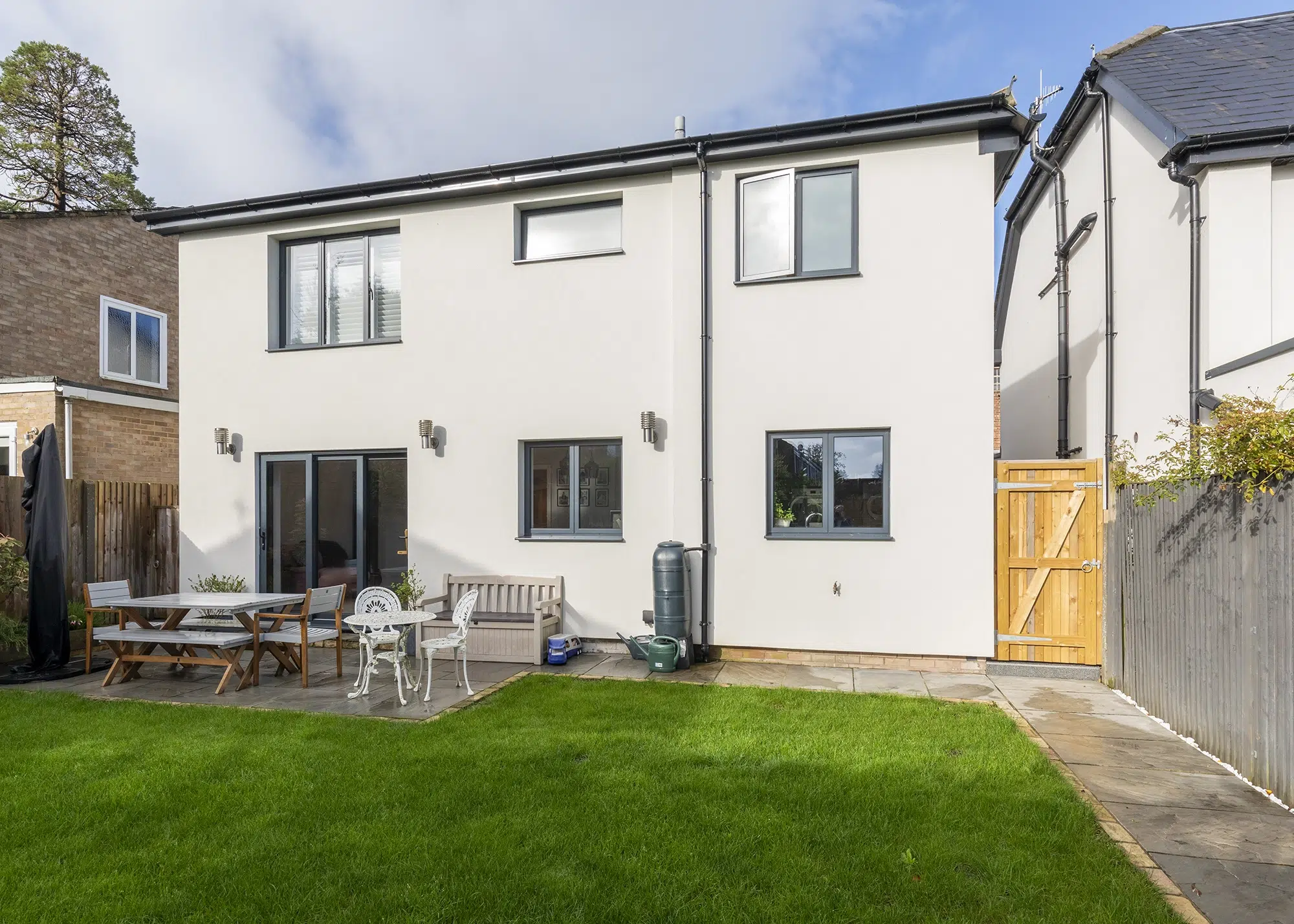 This 1970s House Has Been Brought Up to Modern Standards with an Energy-Efficient Retrofit