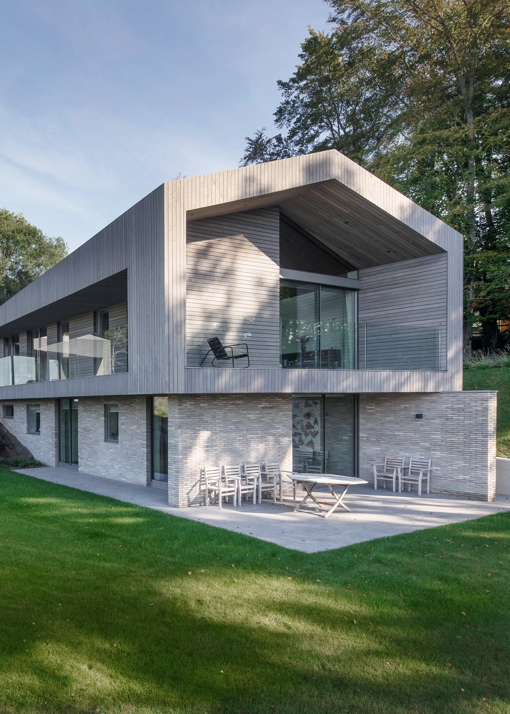 Remarkable Self Build Home Carefully Designed to Maximise Views of the River Avon