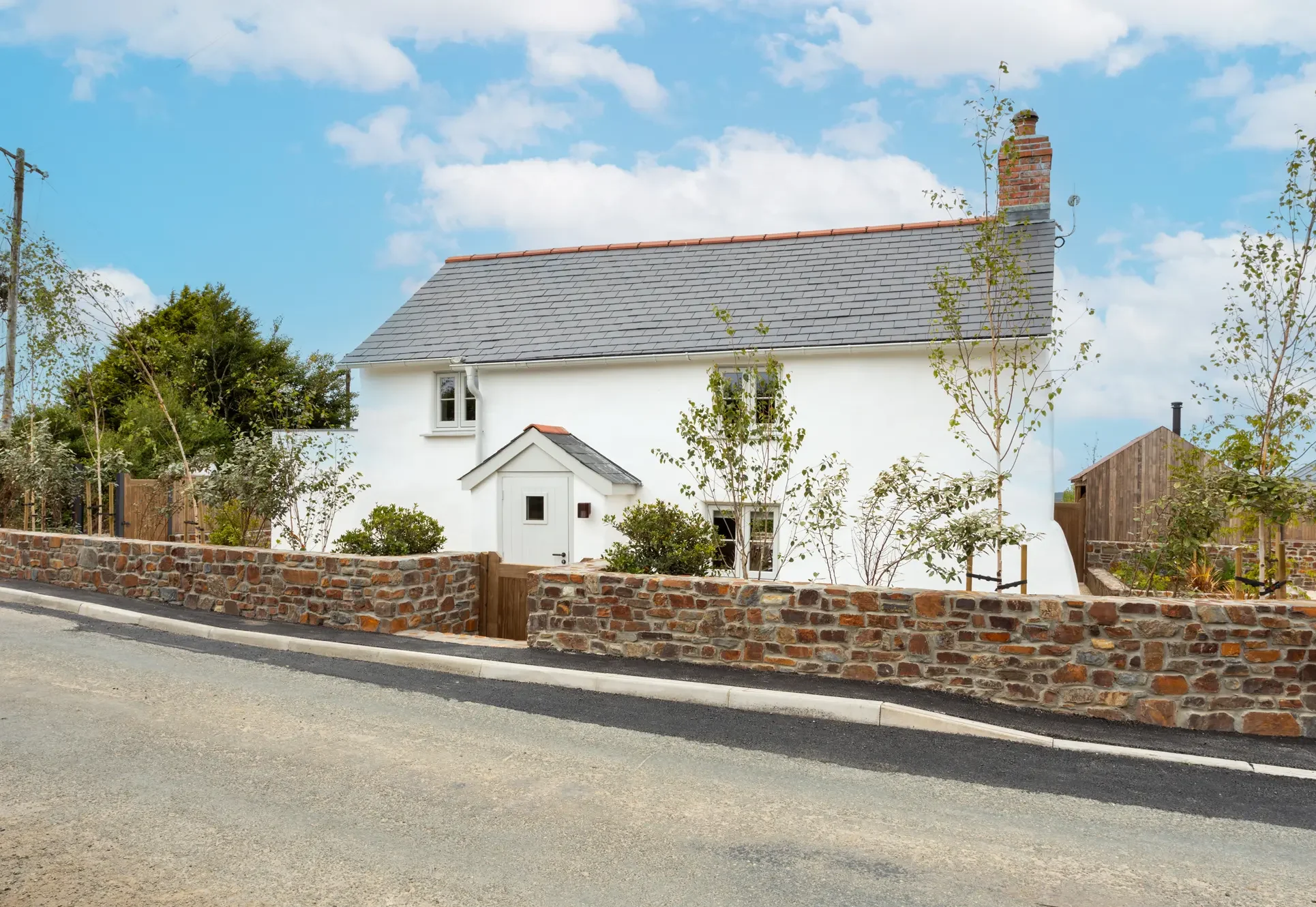 Sensitive restoration of a cob cottage in Devon – John and Francesca Cowx