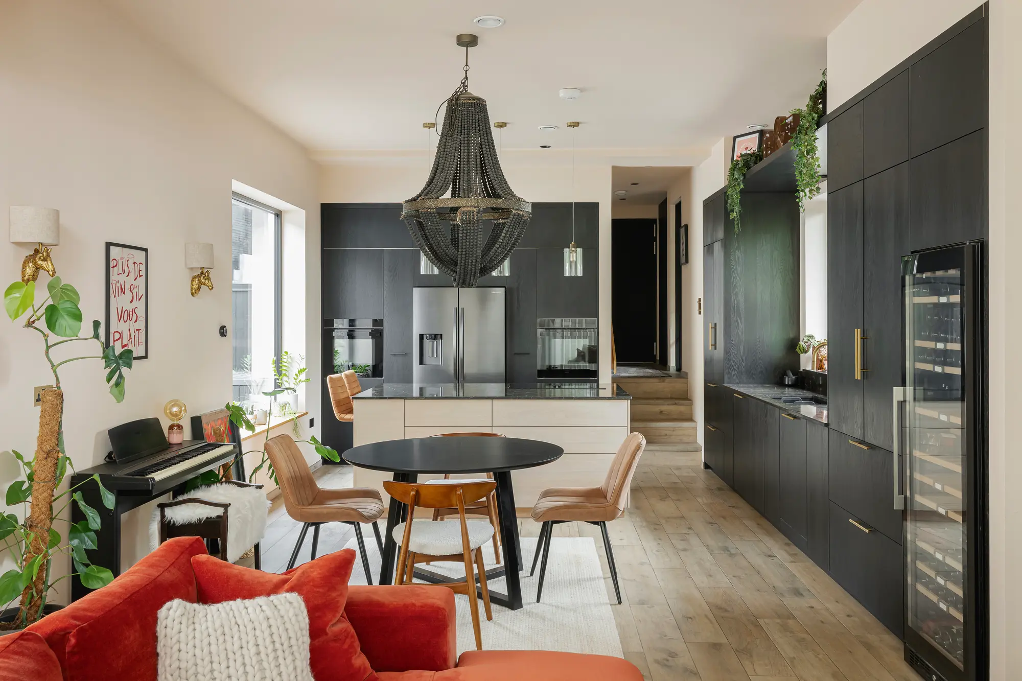 Sleek Modern House Built in the Garden of a Cotswolds Home