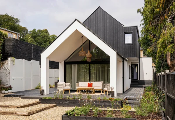 Sleek Modern House Built in the Garden of a Cotswolds Home