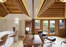 Brick bungalow built on a challenging urban plot