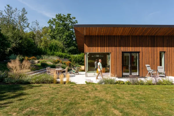 Stunning ICF Home with a Butterfly-Style Split Roof, Set in Beautifully Landscaped Gardens