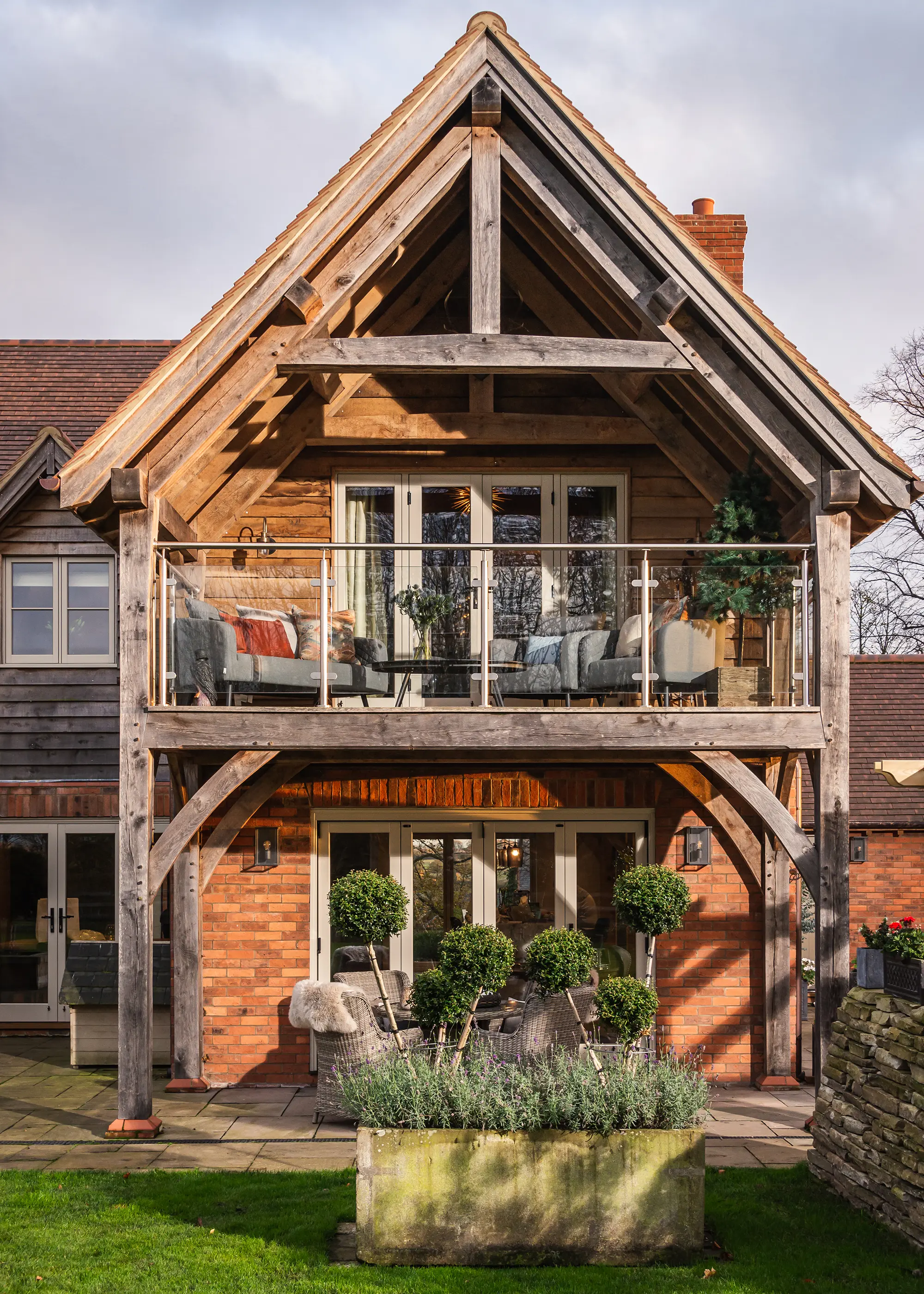 How to Insulate an Oak Frame House – What Are the Options for an Oak Self Build?