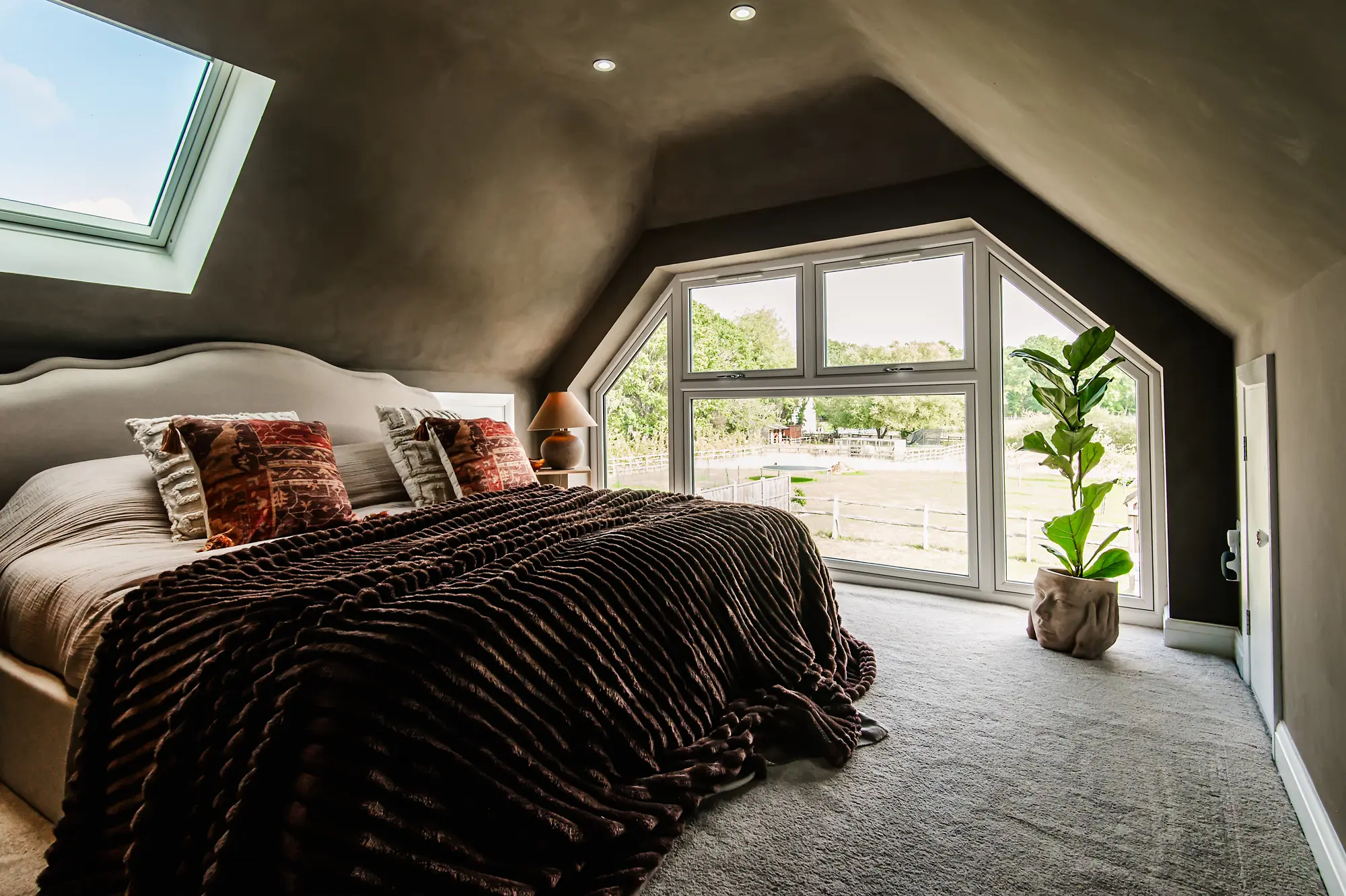 An Outbuilding in Hampshire Converted into a Characterful Barn-Style Home