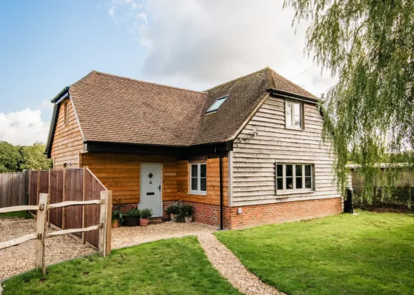 An Outbuilding in Hampshire Converted into a Characterful Barn-Style Home