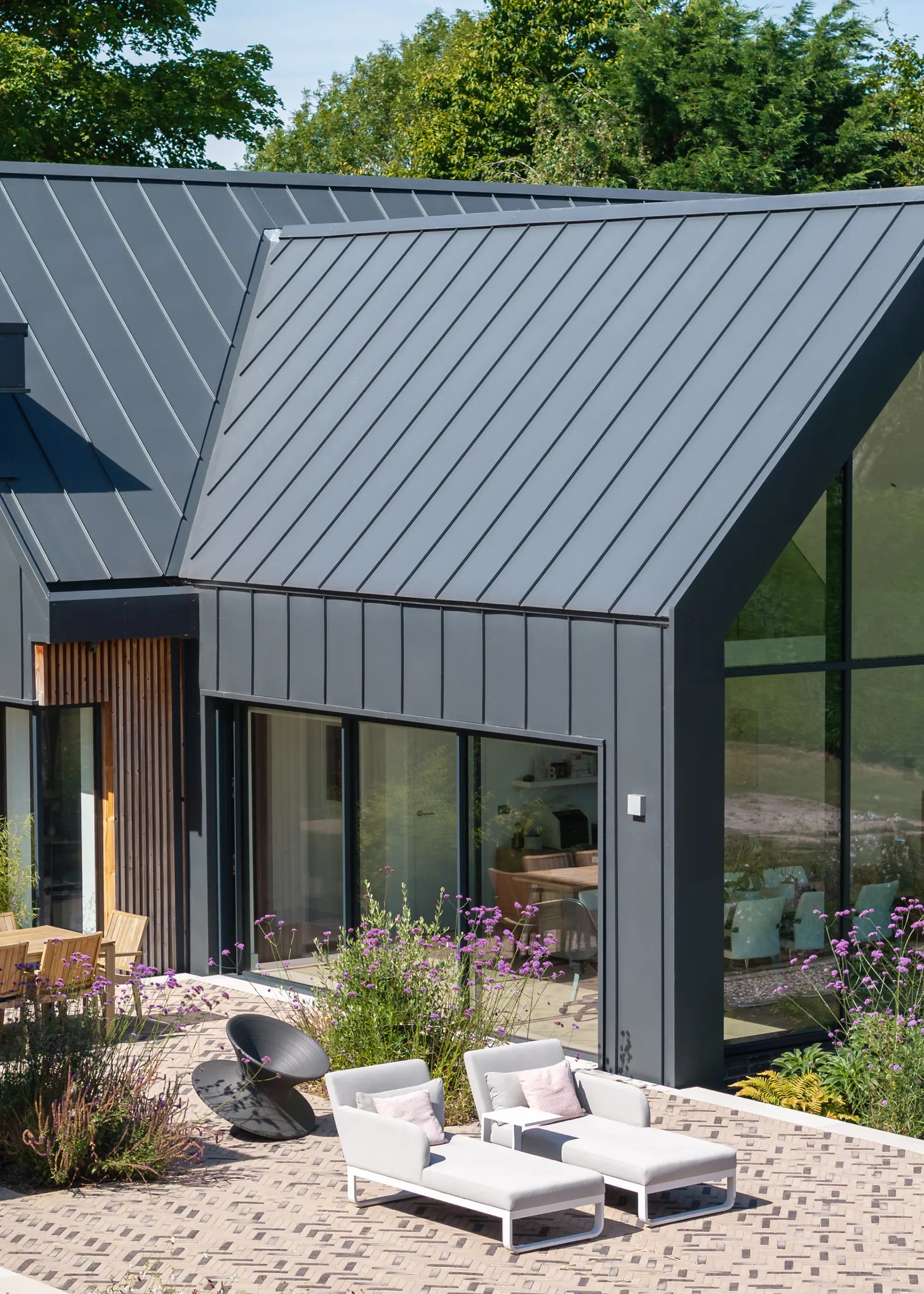 How to Choose the Right Type of Steel Roofing or Cladding for Your Project