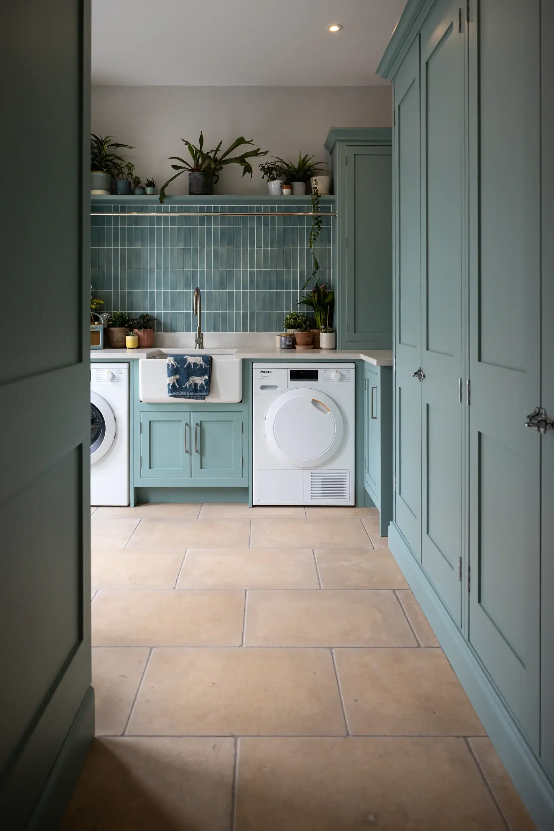 1930s Bungalow in Glasgow Renovated & Upgraded with a Timber Frame Extension