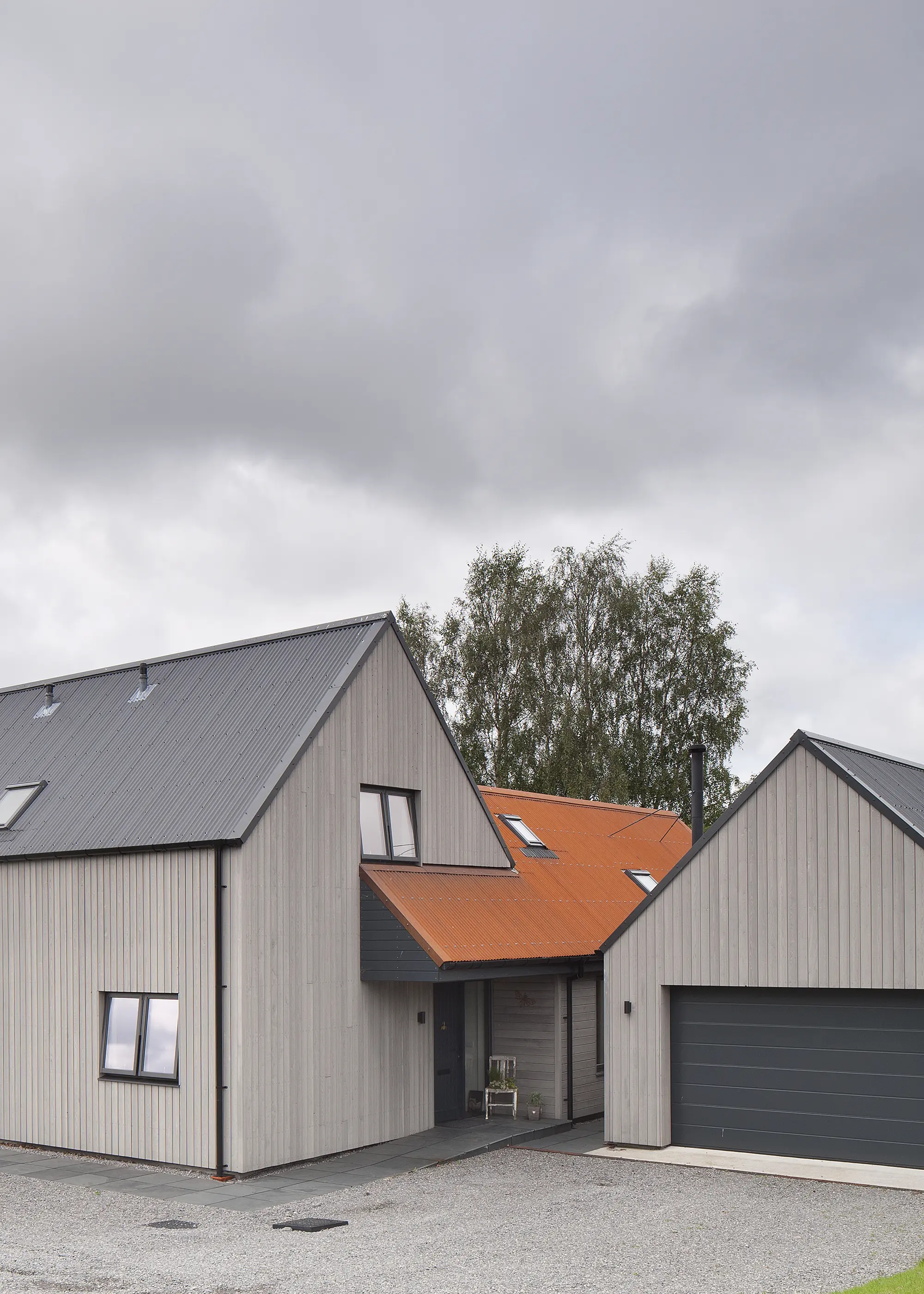 How to Choose the Right Type of Steel Roofing or Cladding for Your Project