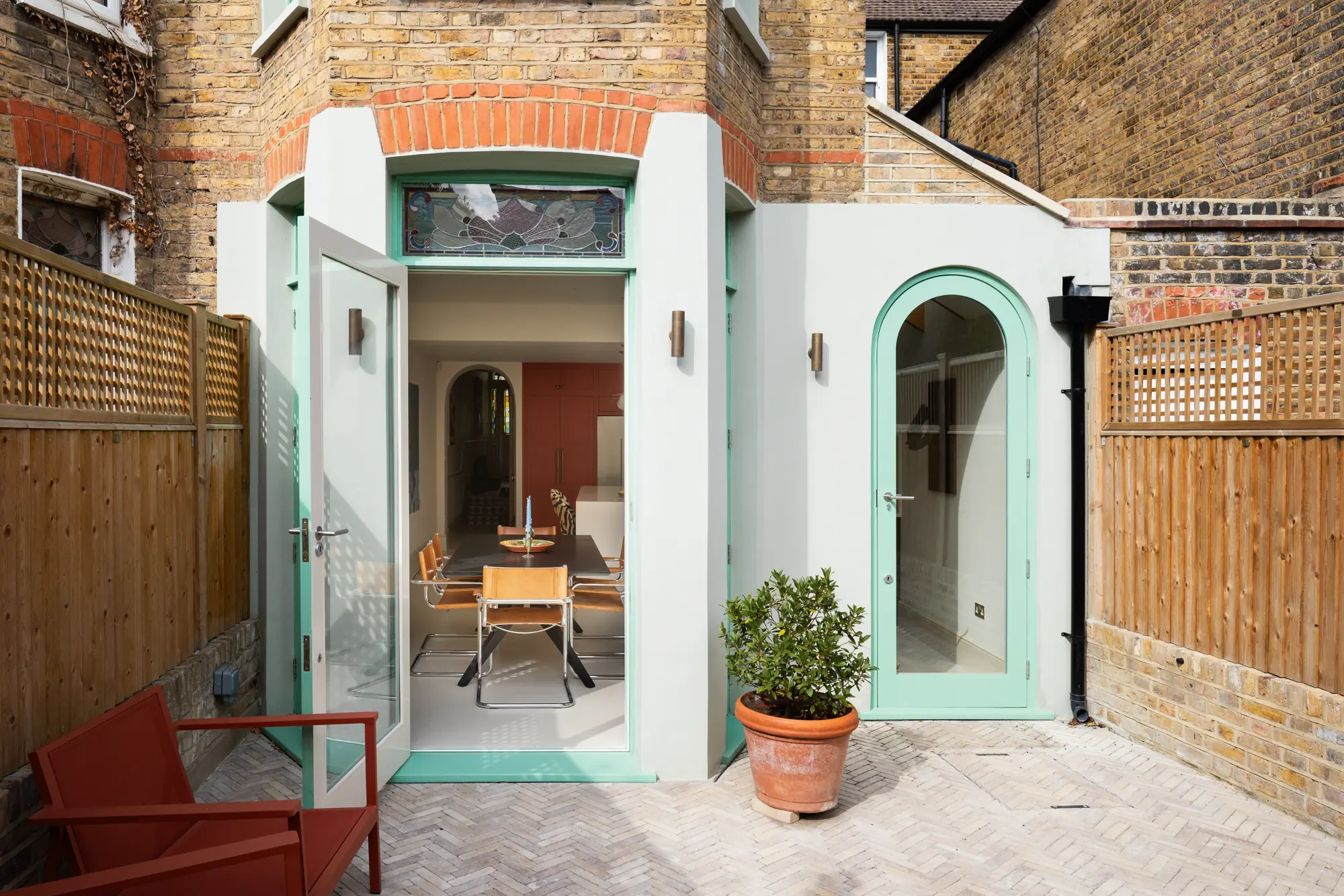 Side and rear kitchen diner extension with a bright, open interior