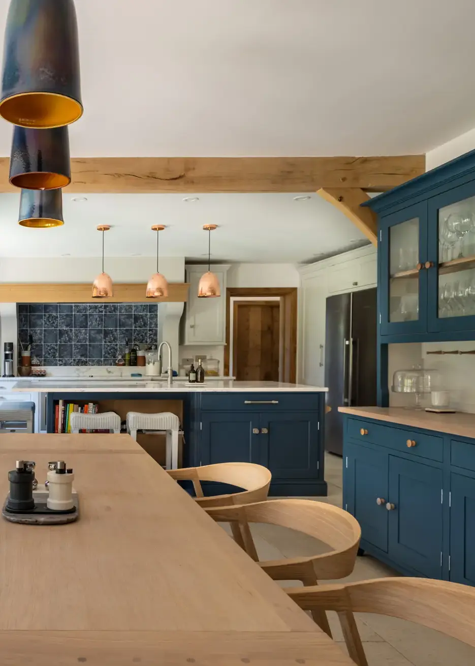 1930s Bungalow in Kent Replaced with a Charming 1.5-Storey Oak Frame Home