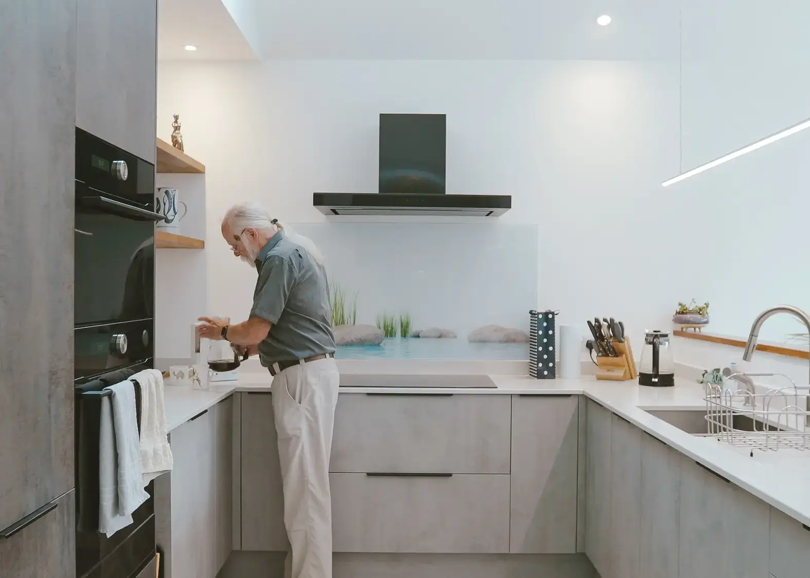Innovative Riverside Passivhaus Self Build with a Spectacular Cantilever