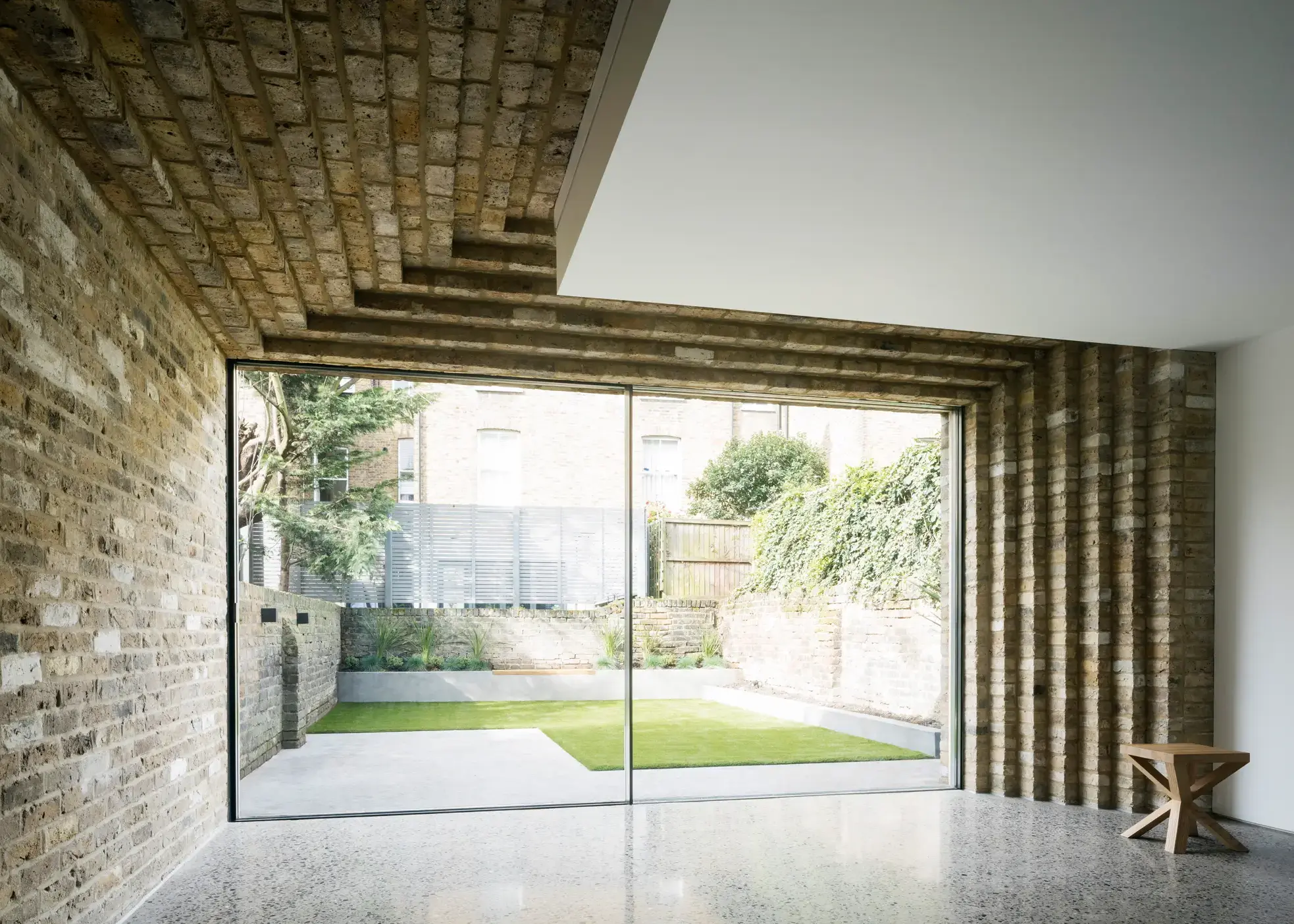Stunning sculptural brickwork makes a design talking point