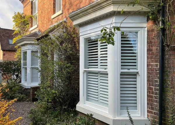 How to Choose the Right Window Frame Material – the Pros & Cons of Each Option